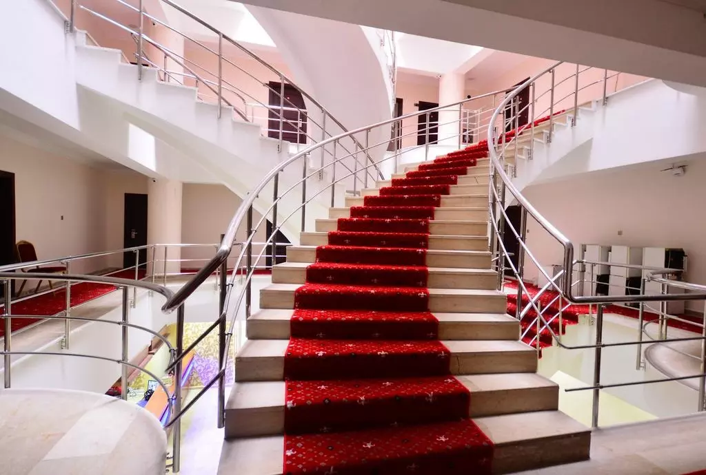 119196hotel dimet park van turkey_shabavizparvaz_18.jpg